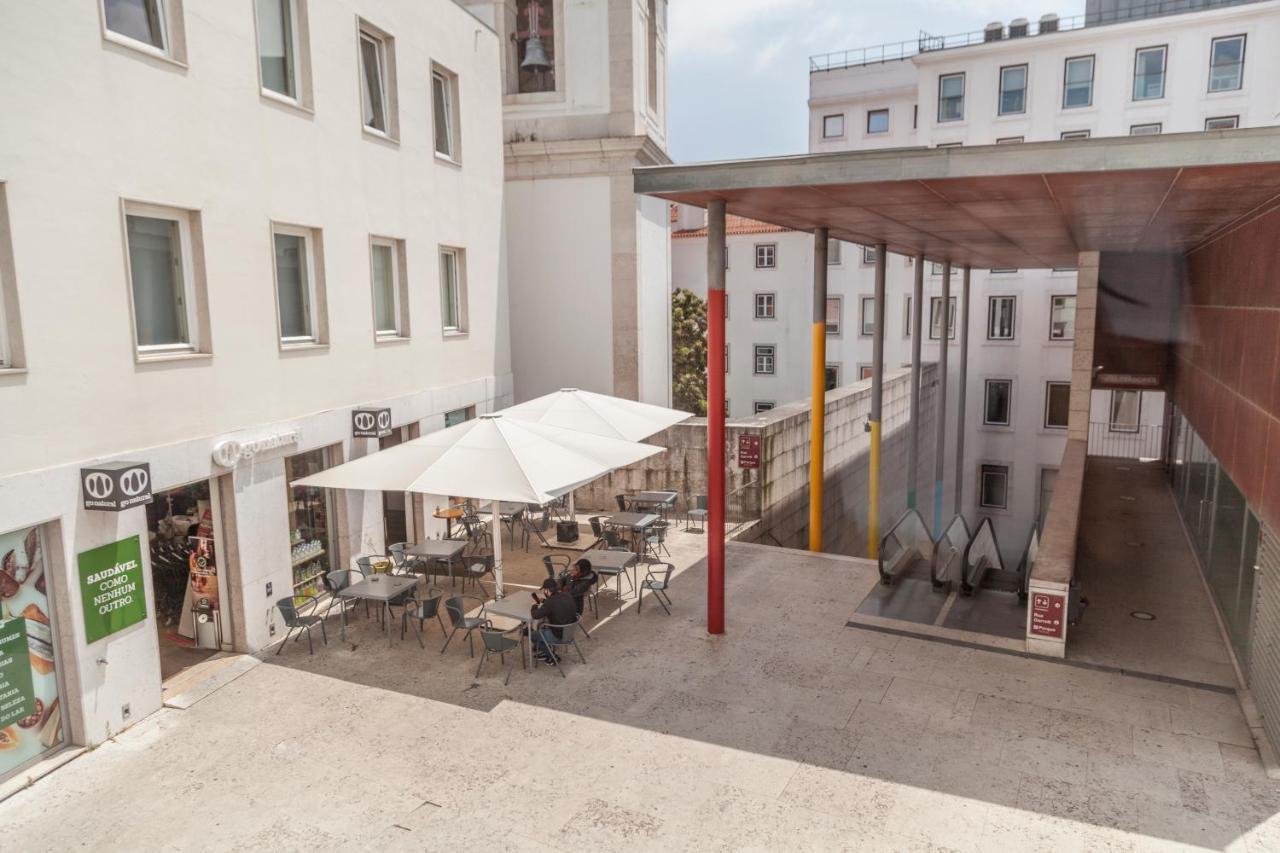Classy 2Bdr Apartment In Downtown By Lovelystay Lisboa Exterior foto