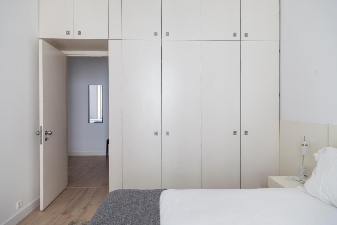 Classy 2Bdr Apartment In Downtown By Lovelystay Lisboa Exterior foto